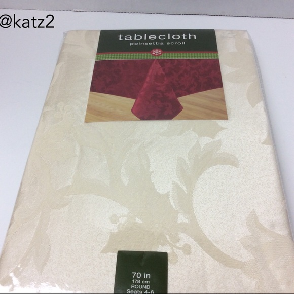 Bed Bath & Beyond 70” Round Ponsettia Scroll Tablecloth - Picture 2 of 3